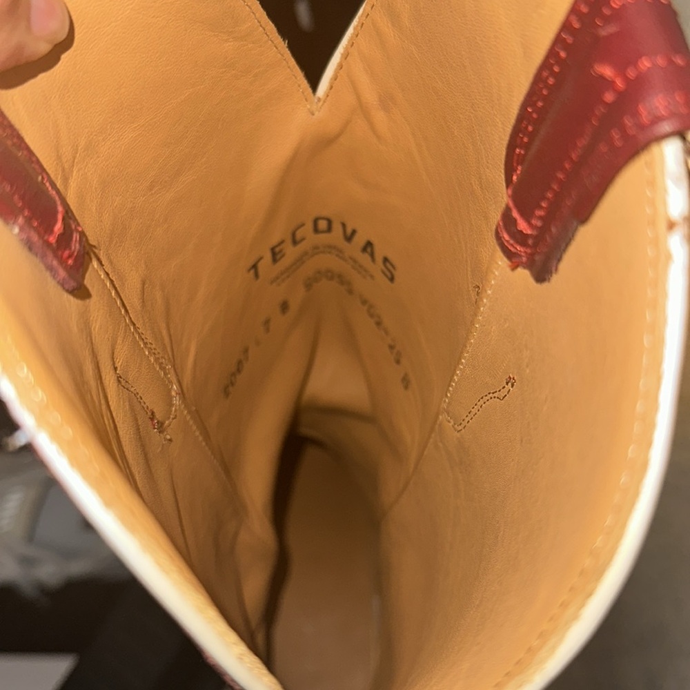 SOLD Tecovas Annie - Scarlet - Picture 4 of 7
